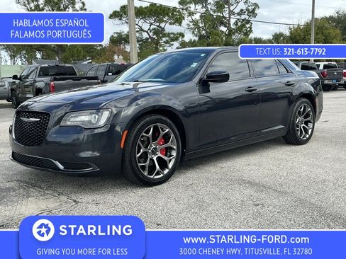 Used 2018 Chrysler 300 Touring w/ Sport Appearance Package image 1