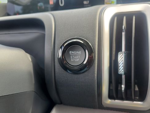 New 2025 Ford Expedition Active AWD/4WD image 31