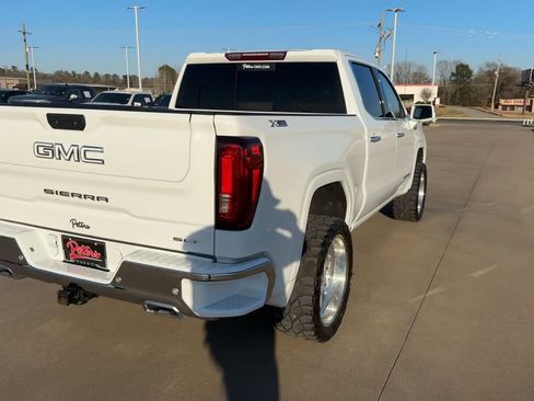 Used 2024 GMC Sierra 1500 SLT w/ SLT Premium Plus Package image 8