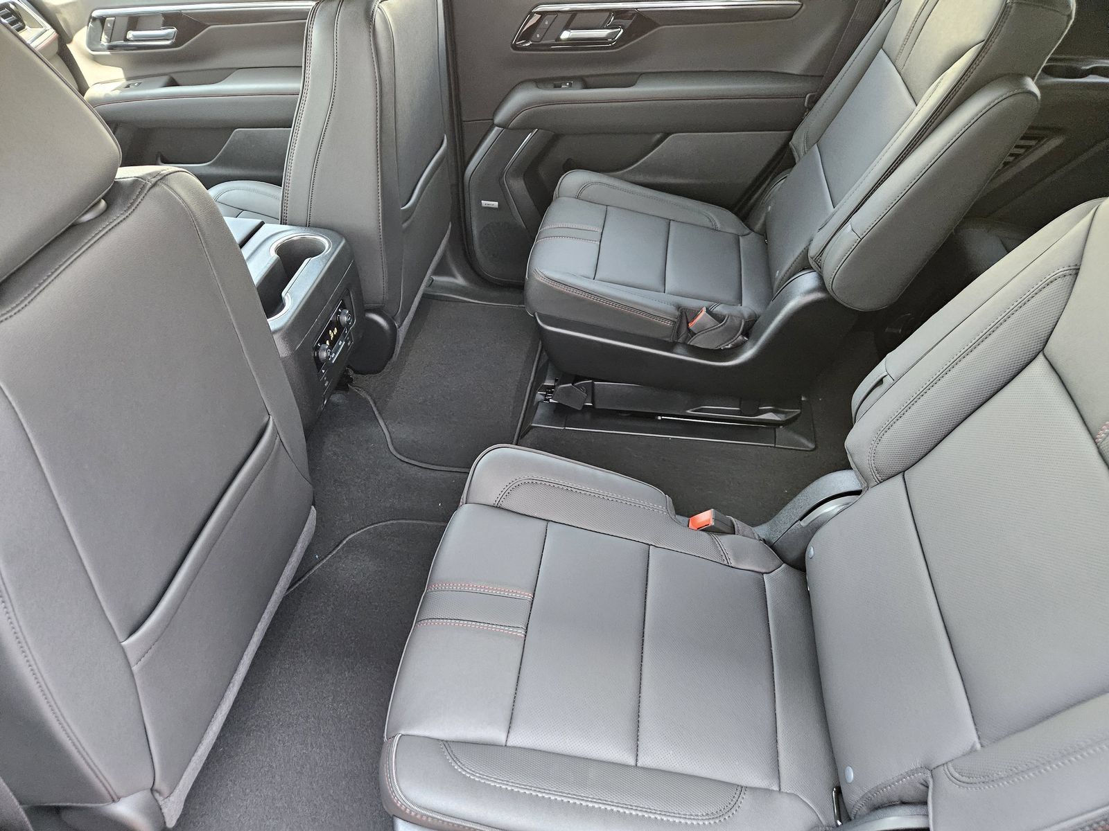 New 2026 Chevrolet Tahoe RST w/ Comfort Package AWD/4WD image 26