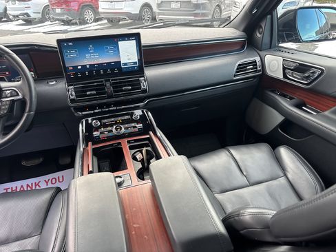 Certified 2023 Lincoln Navigator Reserve image 29