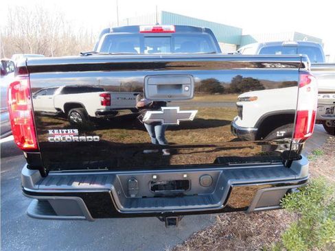 Used 2016 Chevrolet Colorado LT w/ Midnight Edition image 17