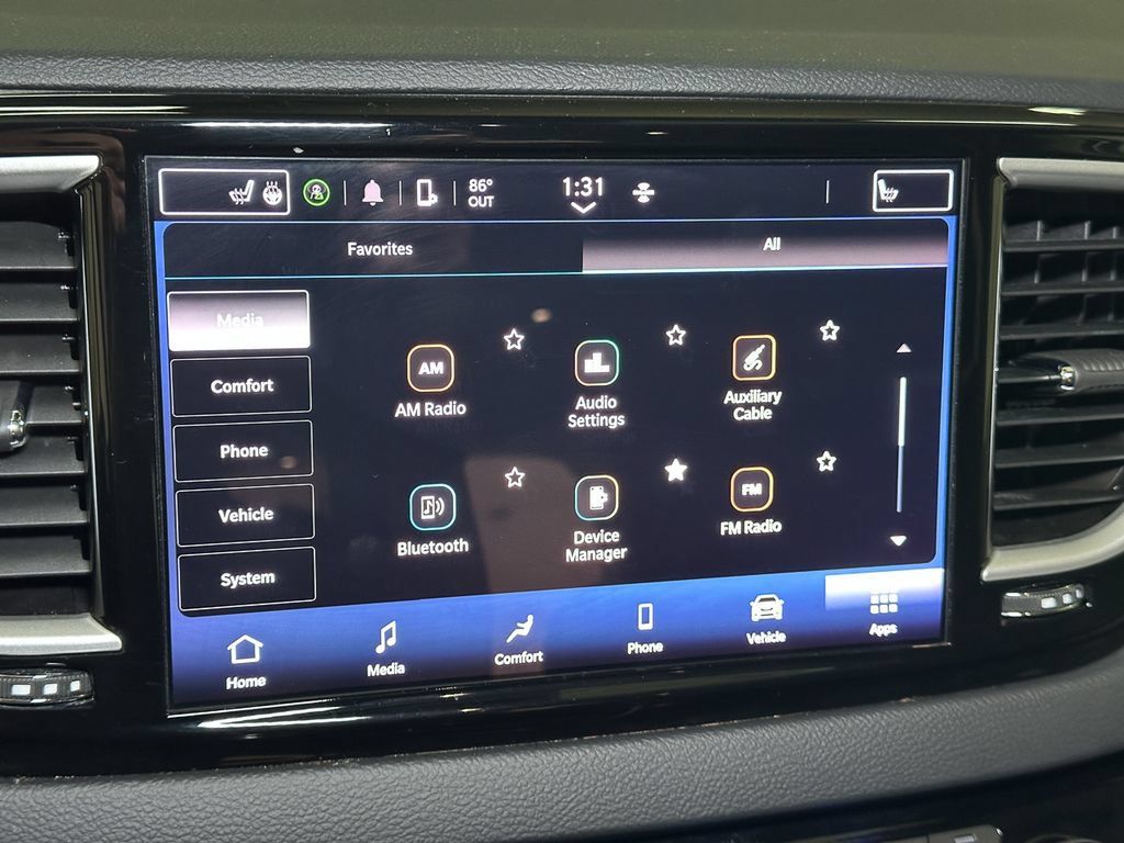 Used 2024 Chrysler Pacifica Touring-L FWD image 47