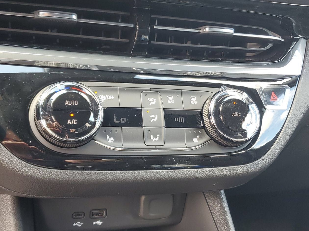 New 2026 Buick Envista Sport Touring w/ Convenience I Package FWD image 22