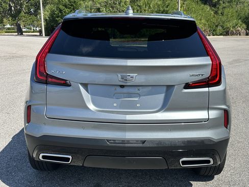 Used 2025 Cadillac XT4 Premium Luxury w/ Cold Weather Package FWD image 5