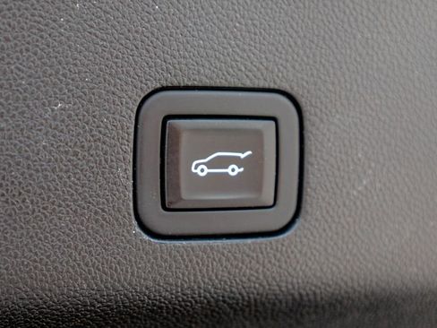 Certified 2024 Chevrolet Suburban LT AWD/4WD image 42