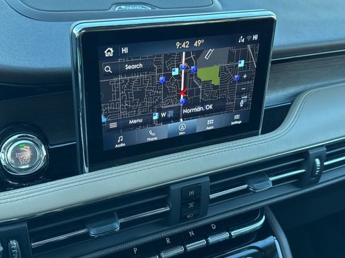 Used 2021 Lincoln Corsair Reserve image 13