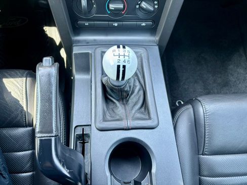 Used 2007 Ford Mustang Shelby GT500 RWD image 20