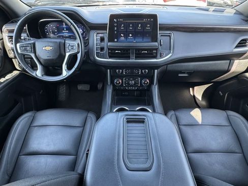 Used 2024 Chevrolet Suburban LT RWD image 20