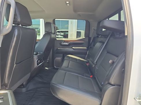 Used 2023 GMC Sierra 1500 Denali w/ Technology Package AWD/4WD image 15