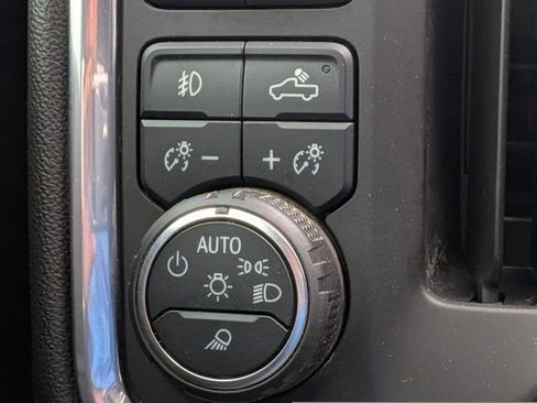 Used 2022 Chevrolet Silverado 2500 LTZ AWD/4WD image 29
