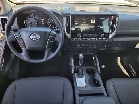 New 2025 Nissan Frontier SV image 5