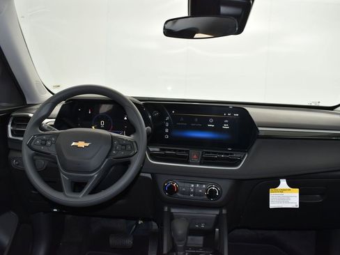 New 2025 Chevrolet TrailBlazer LS w/ LS Convenience Package image 18