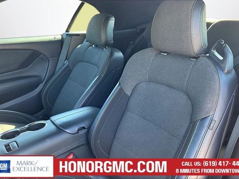 Used 2025 Ford Mustang Convertible RWD image 21