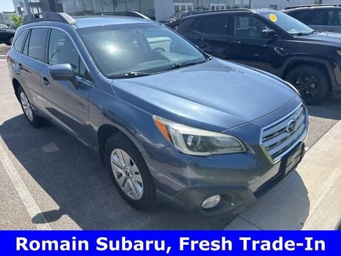 Used 2015 Subaru Outback 2.5i Premium AWD/4WD image 1