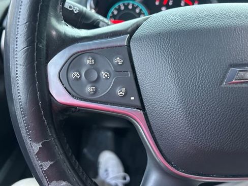 Used 2021 Chevrolet Traverse RS image 12