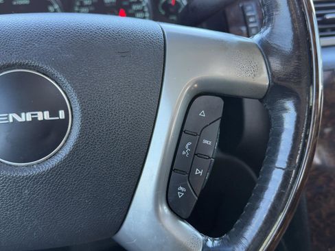 Used 2013 GMC Sierra 1500 Denali image 22