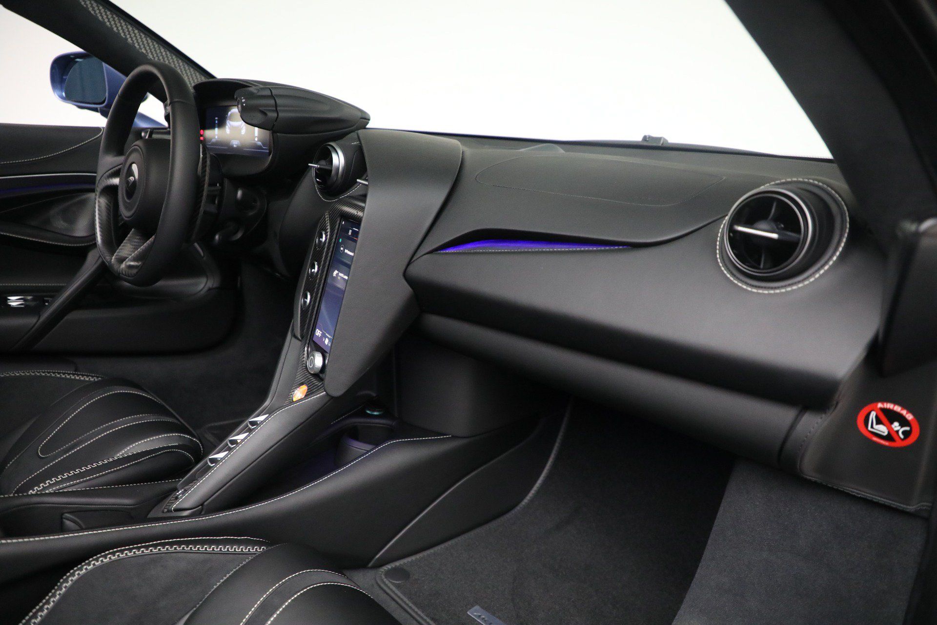 Used 2026 McLaren 750S RWD image 21
