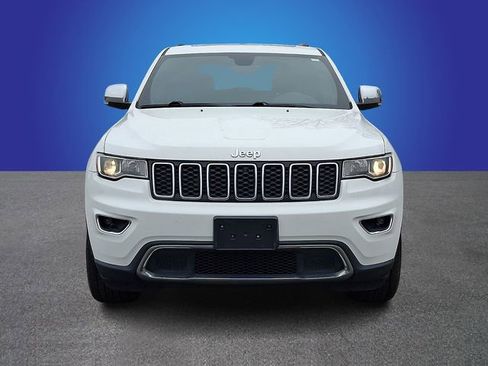 Used 2017 Jeep Grand Cherokee Limited image 2