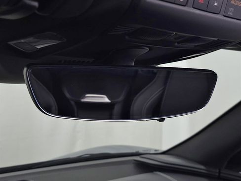 Used 2024 Chevrolet Corvette Stingray Coupe w/ Z51 Performance Package image 33