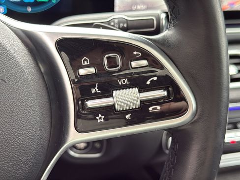 Used 2020 Mercedes-Benz GLS 450 4MATIC image 16