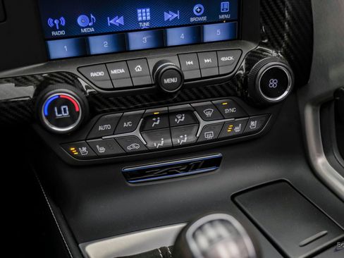 Used 2019 Chevrolet Corvette ZR1 RWD image 74