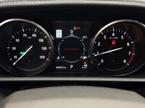 Used 2017 Land Rover Discovery HSE Luxury image 23