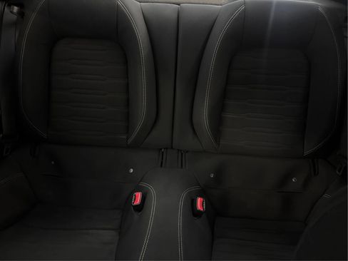 Used 2015 Ford Mustang Coupe RWD image 41