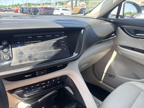 Used 2021 Buick Envision Essence w/ Technology Package I AWD/4WD image 25