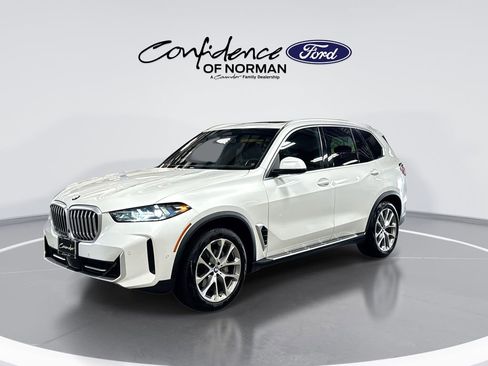 Used 2024 BMW X5 xDrive40i AWD/4WD image 4