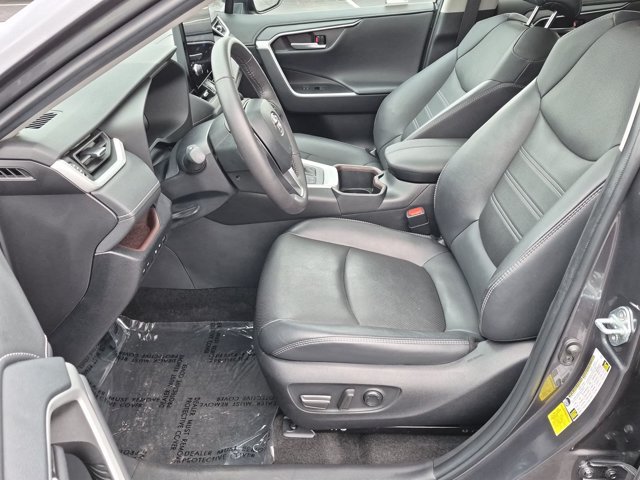 Used 2023 Toyota RAV4 Limited w/ Limited Grade Weather Package AWD/4WD image 9