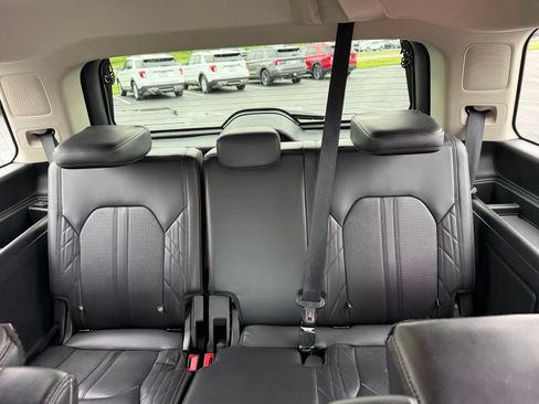 Used 2021 Ford Expedition Platinum AWD/4WD image 15
