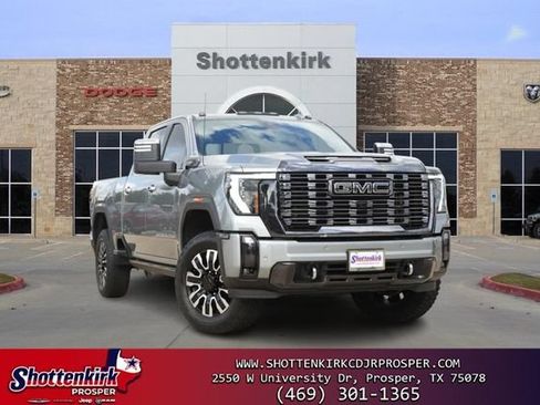 Used 2024 GMC Sierra 2500 Denali Ultimate AWD/4WD image 1