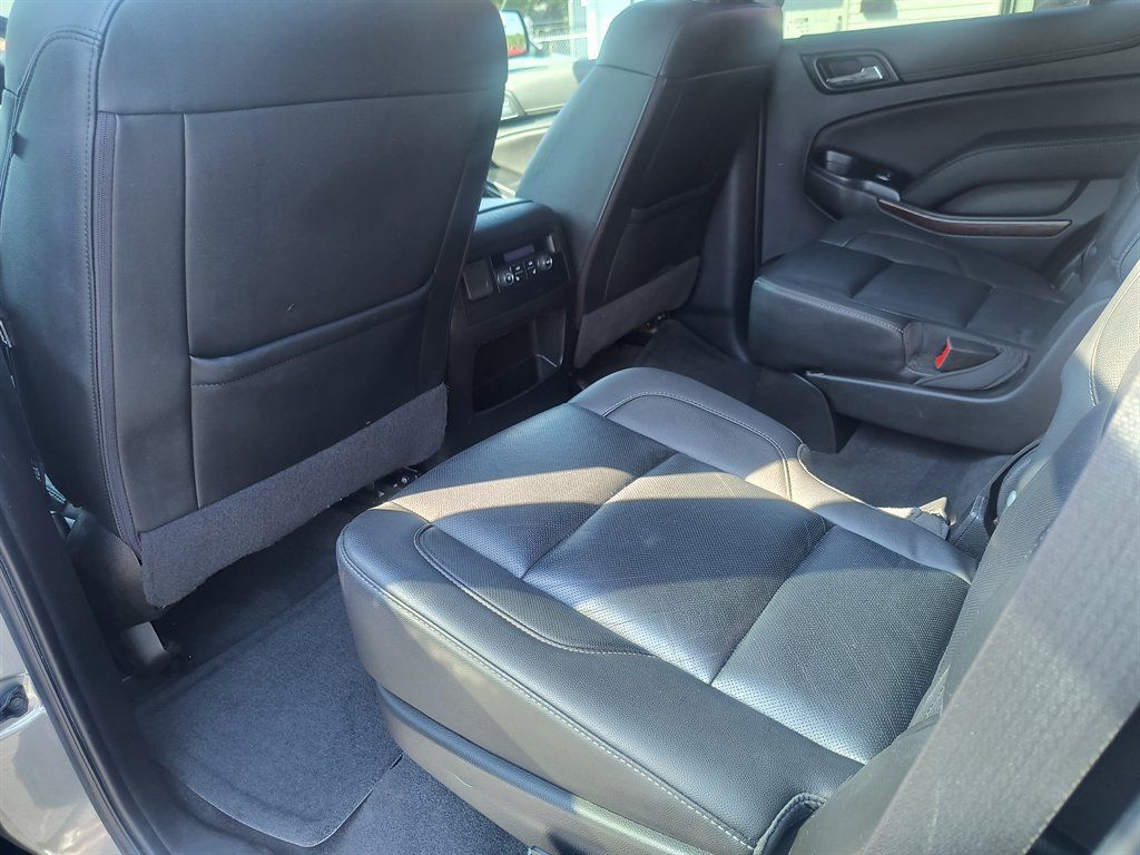 Used 2020 GMC Yukon SLT AWD/4WD image 30