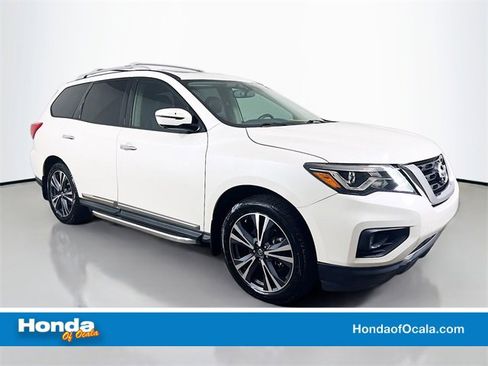 Used 2020 Nissan Pathfinder Platinum image 1