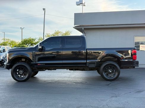 Used 2024 Ford F250 Lariat w/ Black Appearance Package AWD/4WD image 7