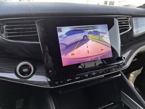 Used 2022 Jeep Wagoneer Series II image 16