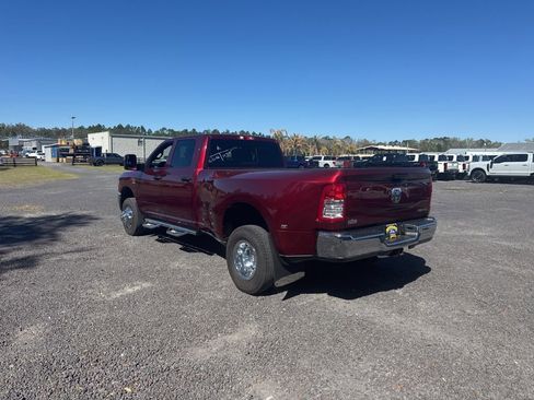 Used 2024 RAM 3500 Tradesman w/ Chrome Appearance Group image 3