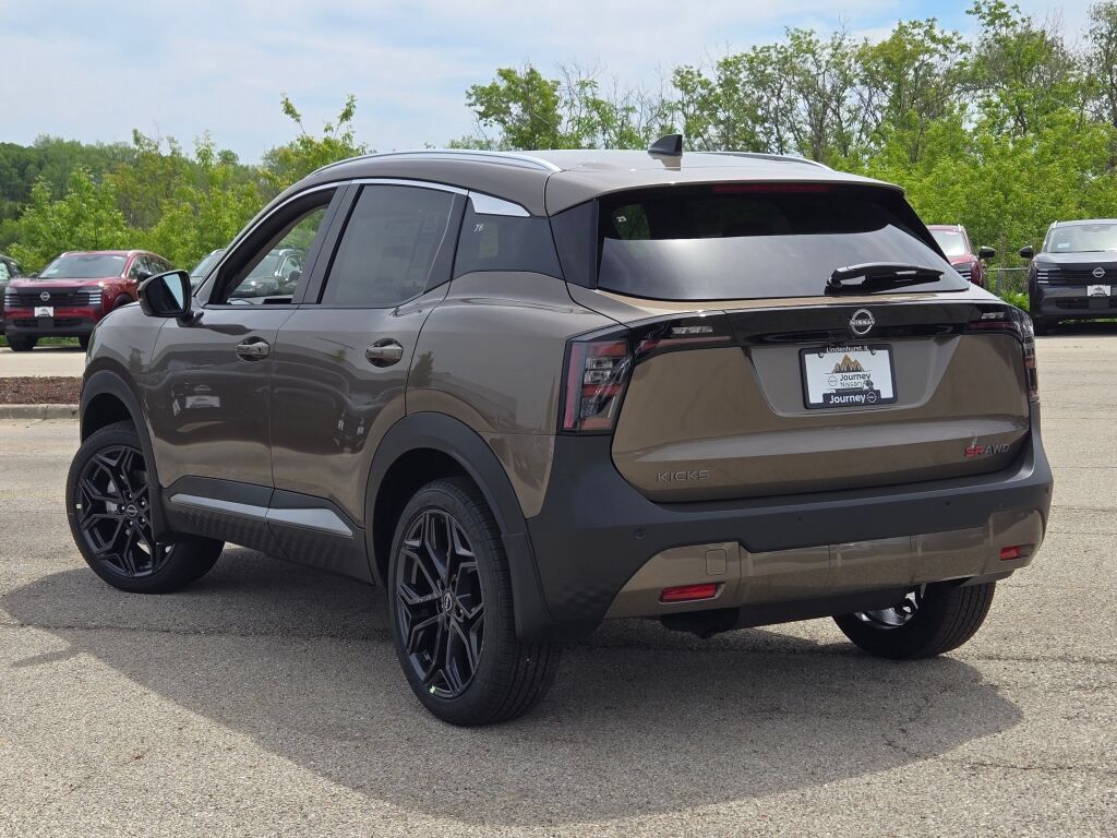 Used 2026 Nissan Kicks SR w/ SR Premium Package AWD/4WD image 13