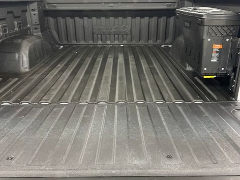 Used 2023 Chevrolet Silverado 1500 High Country w/ High Country Premium Package image 33