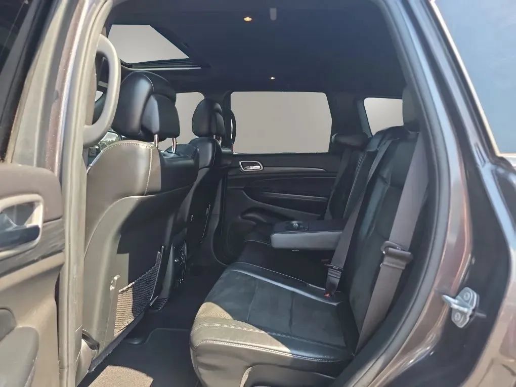 Used 2019 Jeep Grand Cherokee Altitude AWD/4WD image 42