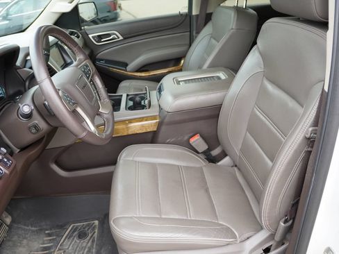 Used 2017 GMC Yukon Denali w/ Open Road Package AWD/4WD image 7