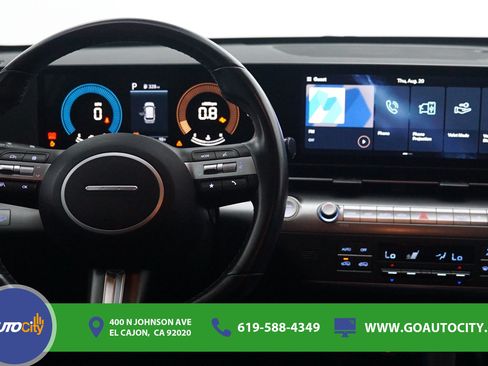Used 2025 Hyundai Kona SEL AWD/4WD image 5
