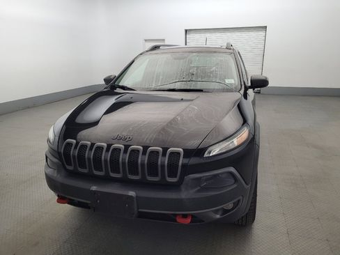 Used 2014 Jeep Cherokee Trailhawk w/ Comfort/Convenience Group AWD/4WD image 15