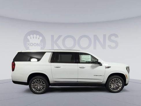 New 2026 GMC Yukon XL Denali w/ Sun & Power Step Package image 8