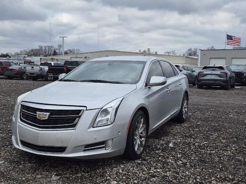 Used 2017 Cadillac XTS Luxury image 1