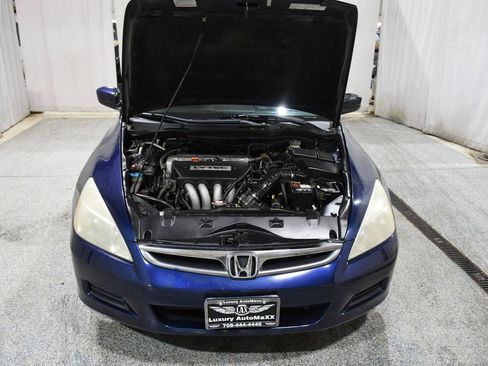 Used 2007 Honda Accord SE image 29
