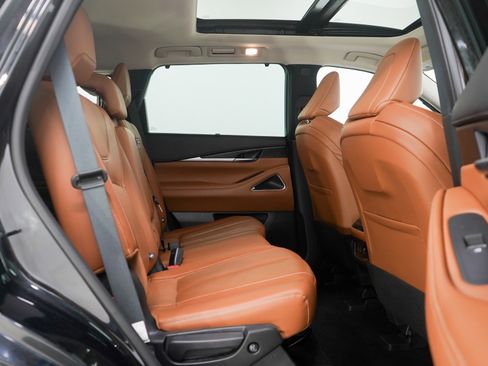 Used 2024 INFINITI QX60 Sensory image 12