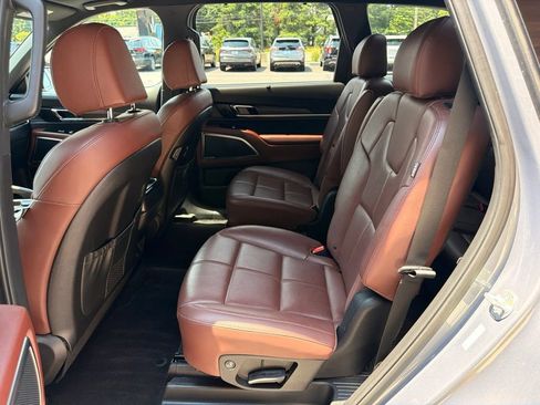 Used 2024 Kia Telluride SX FWD image 13