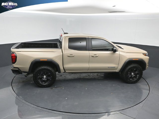 Used 2024 GMC Canyon Elevation w/ Convenience Package AWD/4WD image 16